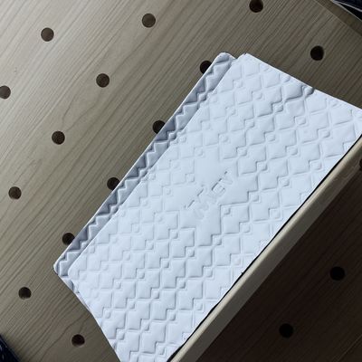 Dobra cena Podkład antywibracyjny do samochodu 2,5 mm / Błyszcząca folia aluminiowa w romby / Mata wygłuszająca do samochodu w Internecie